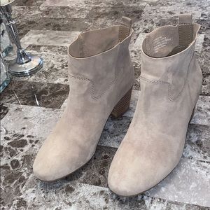 Steve Madden Boots Sz 6M